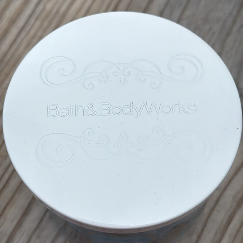 Bath & Body Works Journal Moments 3 Wick Candle With White Decorative Lid